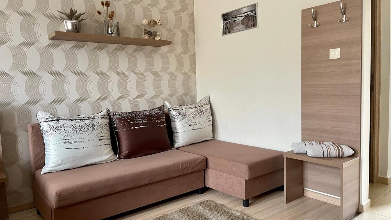 Gyula Var Premium Apartman Luaran gambar