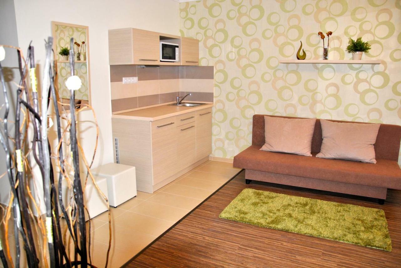 Gyula Var Premium Apartman Luaran gambar